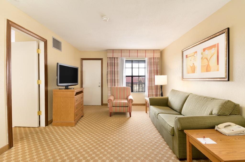 Ramada Huntsville Quarto foto